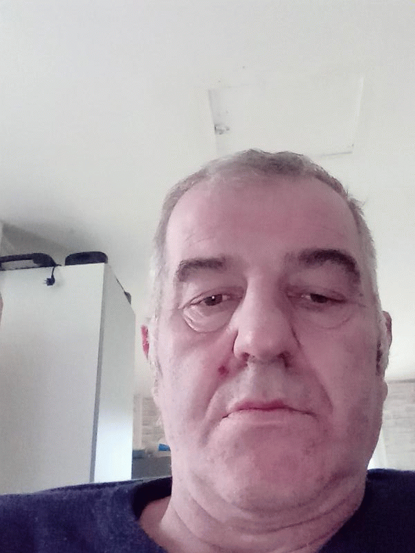 Yann 56 ans Guerlesquin