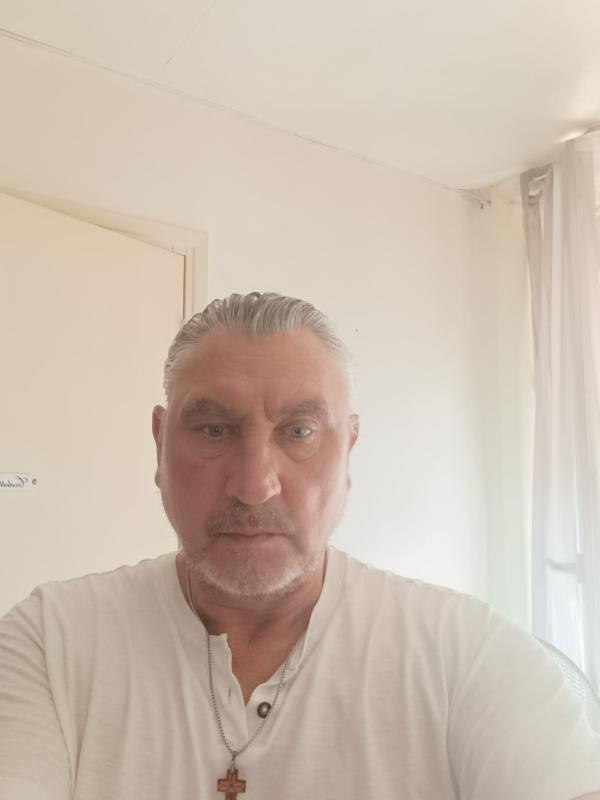 Christian  56 ans Onnaing