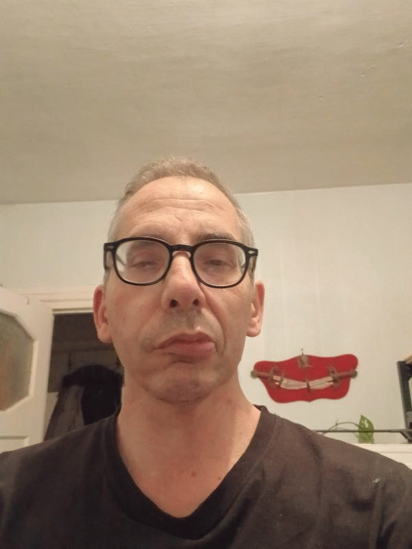 Jean  52 ans Clichy